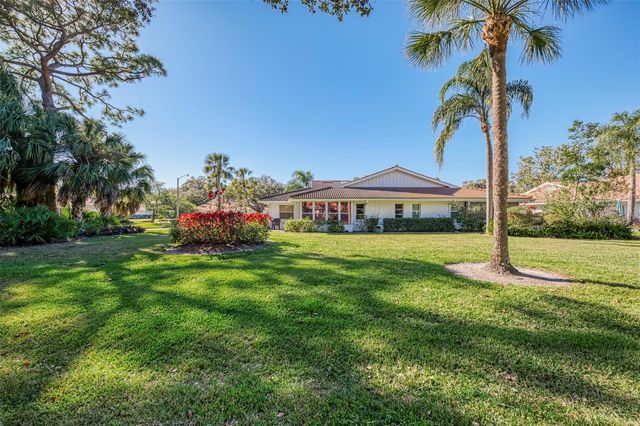5711 GARDEN LAKES PALM, Bradenton, FL 34203