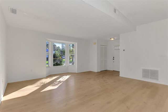 5711 GARDEN LAKES PALM, Bradenton, FL 34203