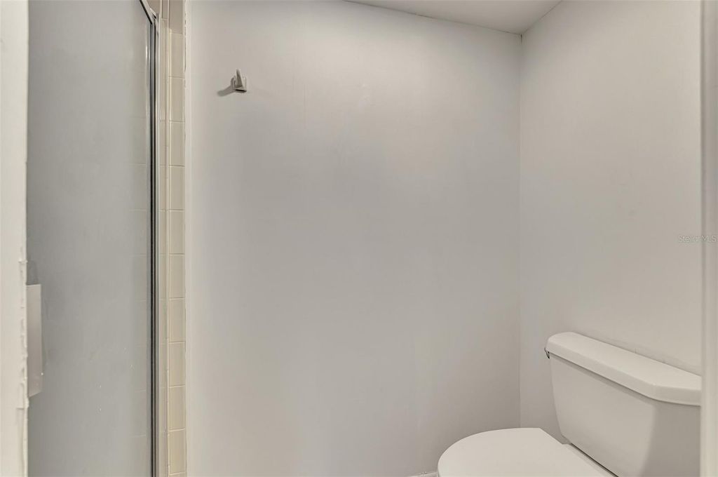 Image 37 of property listing at 5711 GARDEN LAKES PALM, Bradenton, FL 34203