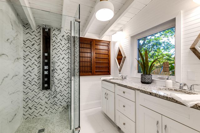 609 S Arnold Avenue, Lantana, FL 33462