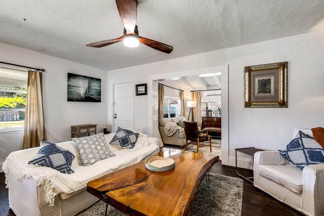 609 S Arnold Avenue, Lantana, FL 33462