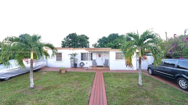 334 W 36th Ter, Hialeah, FL 33012