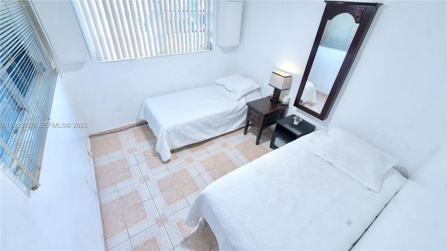 334 W 36th Ter, Hialeah, FL 33012