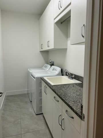 4928 Pointe Midtown Way, Palm Beach Gardens, FL 33418