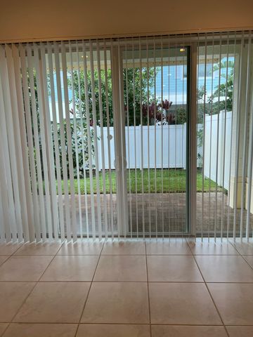 4928 Pointe Midtown Way, Palm Beach Gardens, FL 33418