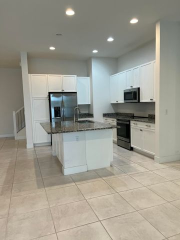 4928 Pointe Midtown Way, Palm Beach Gardens, FL 33418