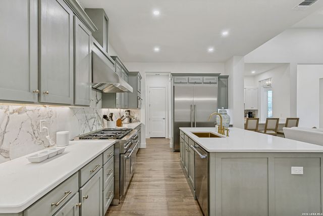 1101 Garraty, Terrell Hills, TX 78209