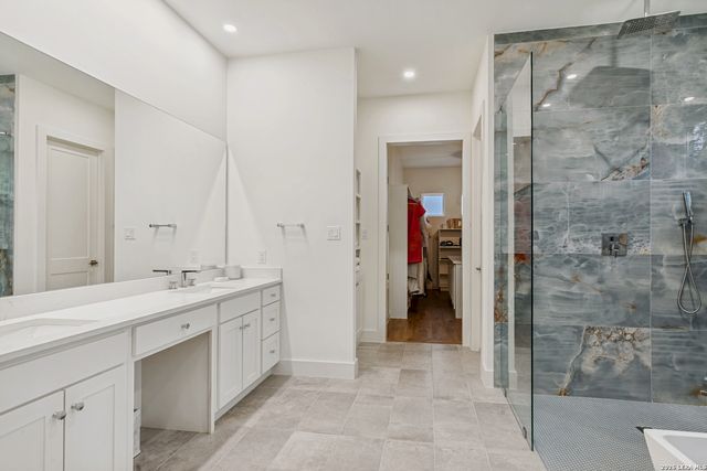 1101 Garraty, Terrell Hills, TX 78209