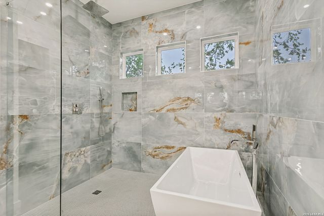 1101 Garraty, Terrell Hills, TX 78209