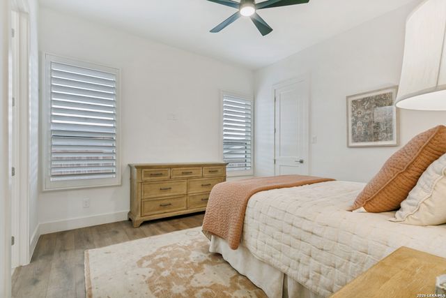 1101 Garraty, Terrell Hills, TX 78209