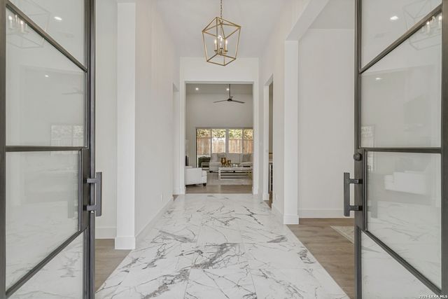 1101 Garraty, Terrell Hills, TX 78209