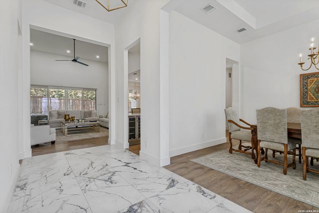 1101 Garraty, Terrell Hills, TX 78209