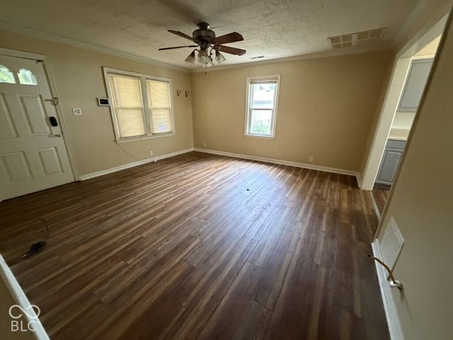 112 E 34th Street, Anderson, IN 46013