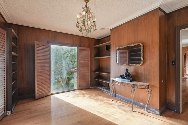 730 Hillsborough Boulevard, Hillsborough, CA 94010