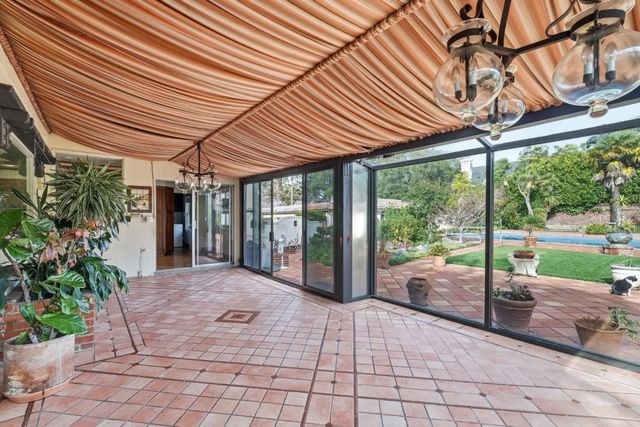 730 Hillsborough Boulevard, Hillsborough, CA 94010