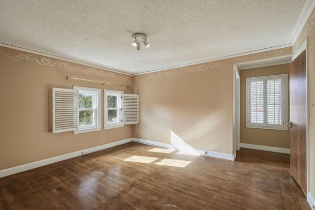 730 Hillsborough Boulevard, Hillsborough, CA 94010