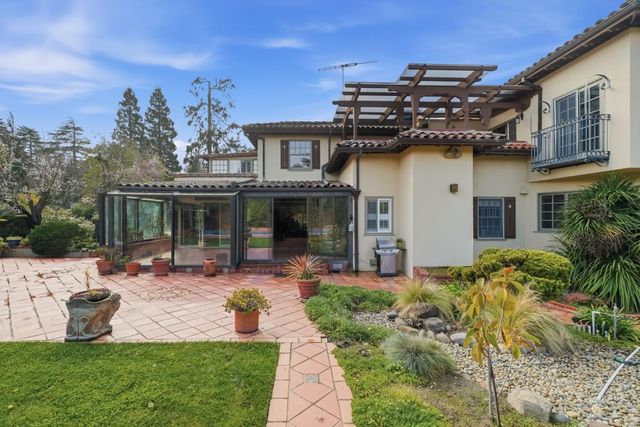 730 Hillsborough Boulevard, Hillsborough, CA 94010