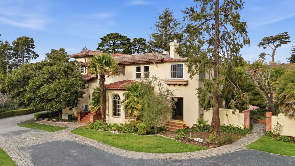 730 Hillsborough Boulevard, Hillsborough, CA 94010