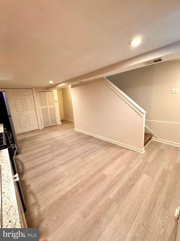 2340 CHRISTIAN ST, Philadelphia, PA 19146