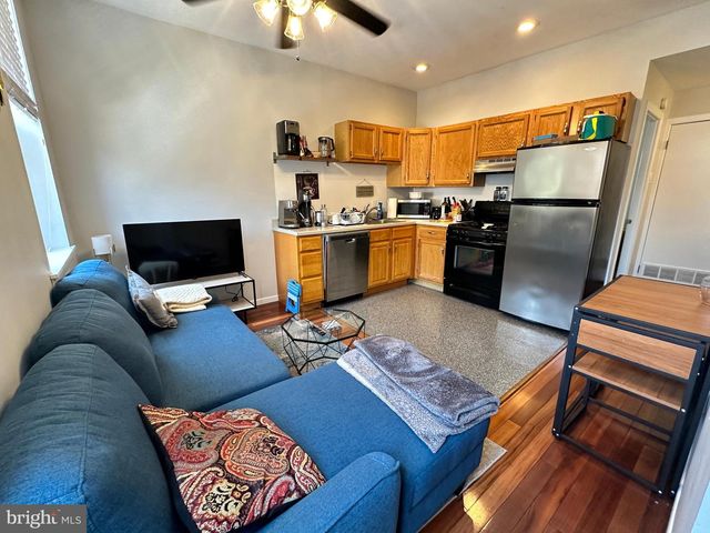 2340 CHRISTIAN ST, Philadelphia, PA 19146