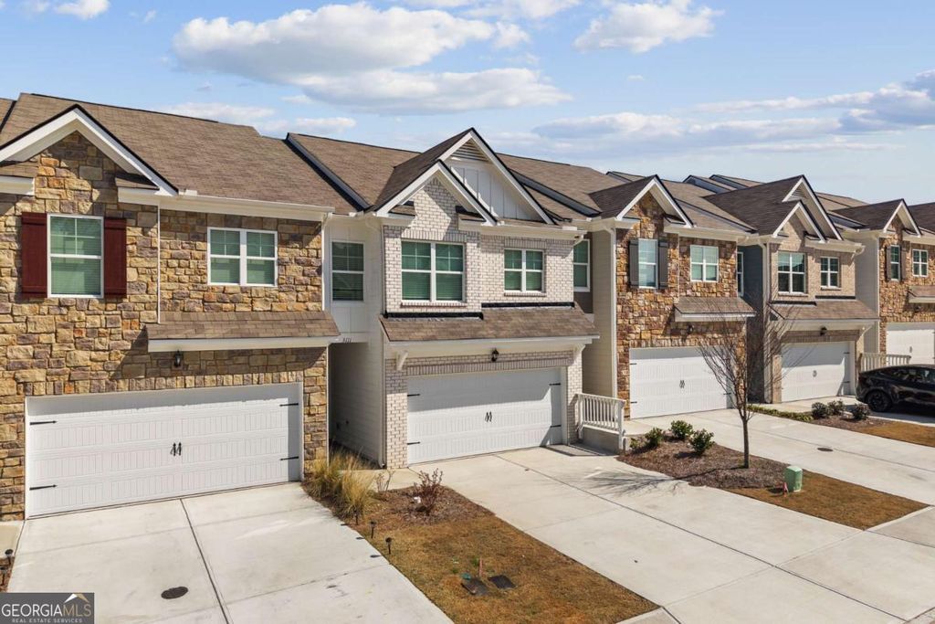 3111 Greyton Drive, Buford, GA 30519