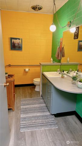 1126 N Forest Street, Bellingham, WA 98225