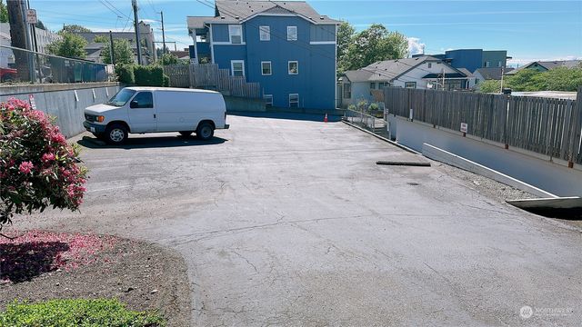 1126 N Forest Street, Bellingham, WA 98225