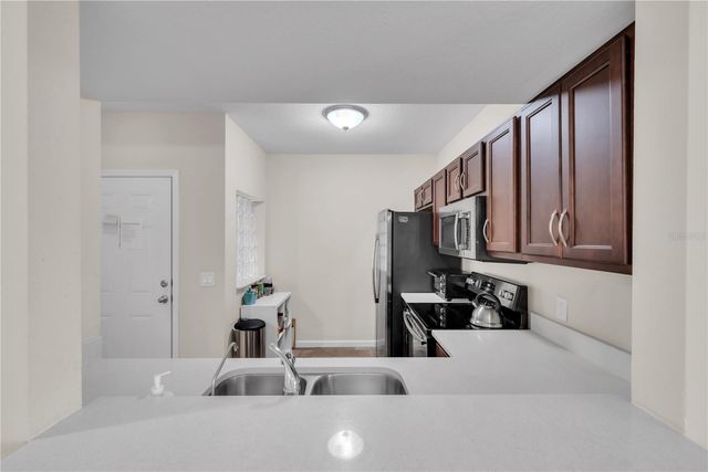 1195 GODAVARI WAY 104, Wesley Chapel, FL 33543