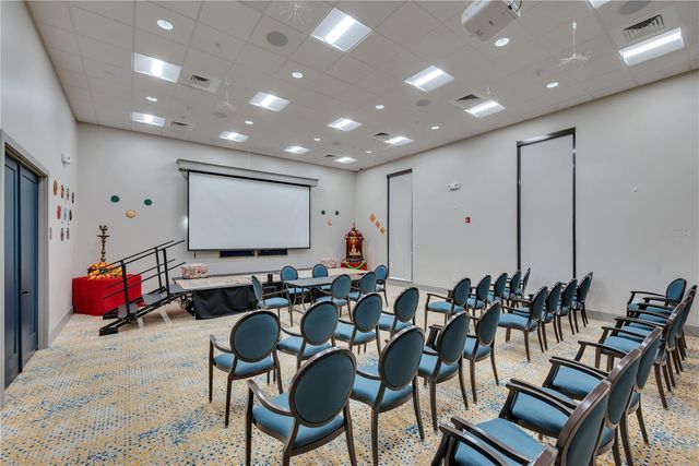 1195 GODAVARI WAY 104, Wesley Chapel, FL 33543