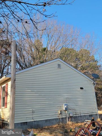 961 FERRY RD, Heathsville, VA 22473