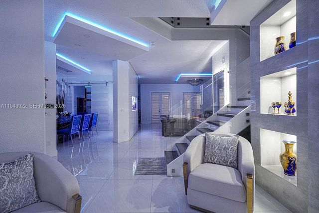 18061 NW 87th Ct, Hialeah, FL 33018