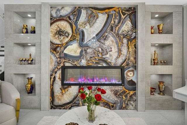 18061 NW 87th Ct, Hialeah, FL 33018