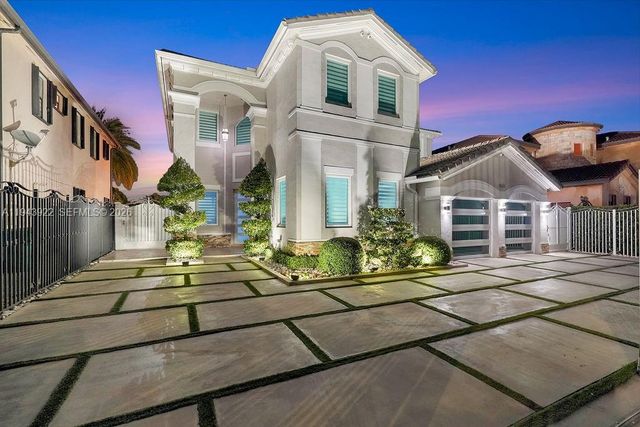 18061 NW 87th Ct, Hialeah, FL 33018