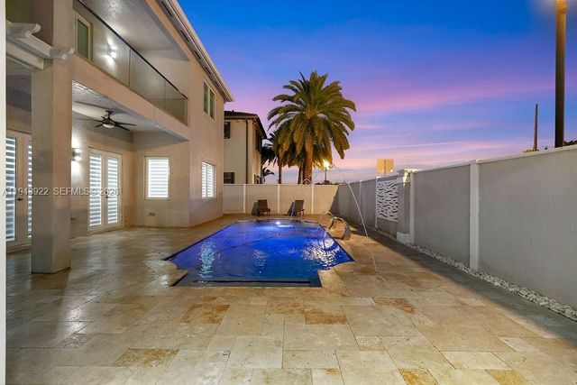 18061 NW 87th Ct, Hialeah, FL 33018