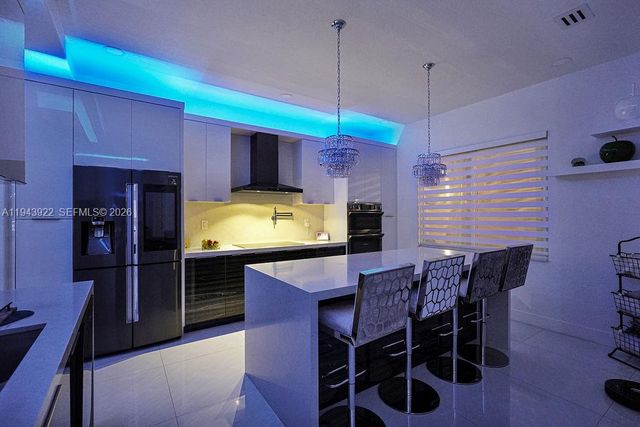 18061 NW 87th Ct, Hialeah, FL 33018