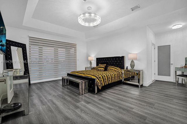 18061 NW 87th Ct, Hialeah, FL 33018