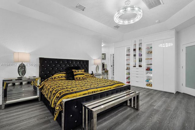 18061 NW 87th Ct, Hialeah, FL 33018