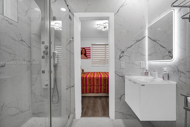 18061 NW 87th Ct, Hialeah, FL 33018