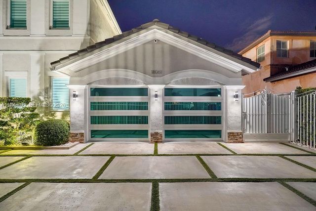 18061 NW 87th Ct, Hialeah, FL 33018