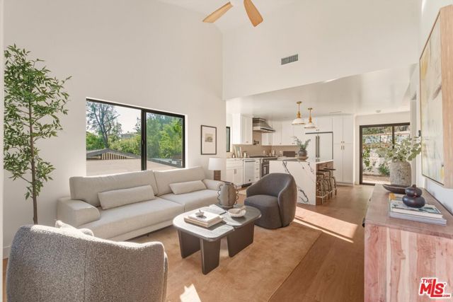 1083 Milwaukee Avenue, Los Angeles, CA 90042