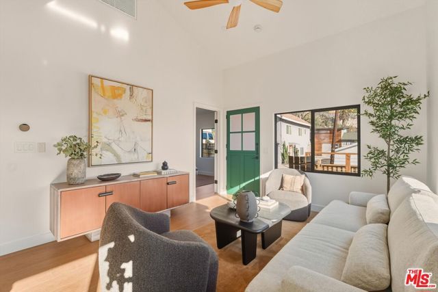 1083 Milwaukee Avenue, Los Angeles, CA 90042