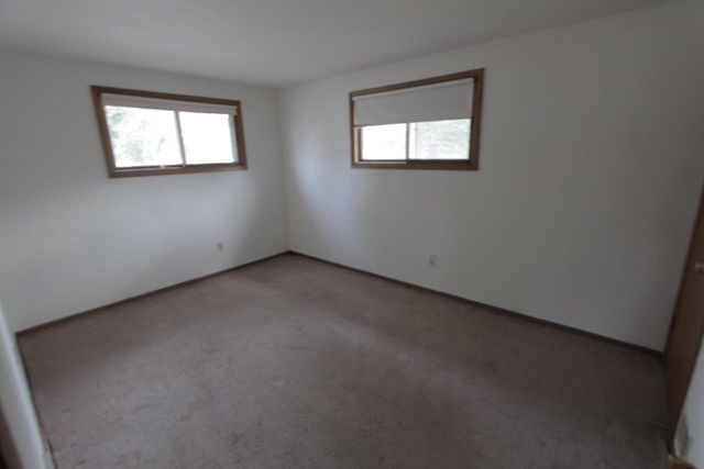 5326 W Crawford AVENUE, Milwaukee, WI 53220