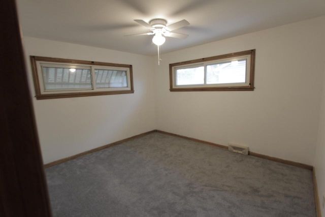 5326 W Crawford AVENUE, Milwaukee, WI 53220