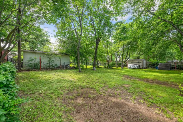 2832 Forest Avenue, Fort Worth, TX 76112