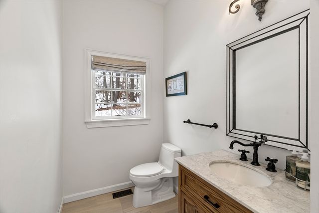 5 Palomino Drive, North Reading, MA 01864