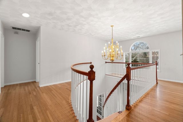 5 Palomino Drive, North Reading, MA 01864