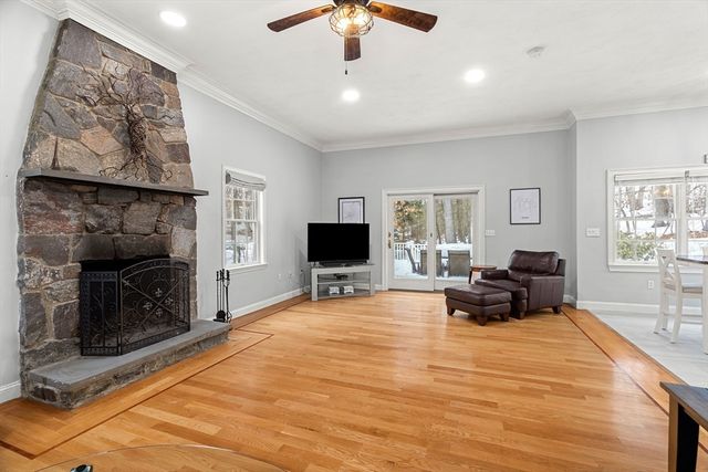 5 Palomino Drive, North Reading, MA 01864