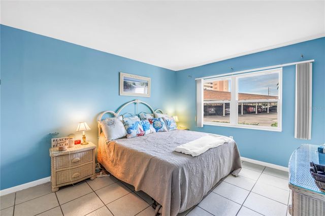 5020 BRITTANY DRIVE S 124, St Petersburg, FL 33715