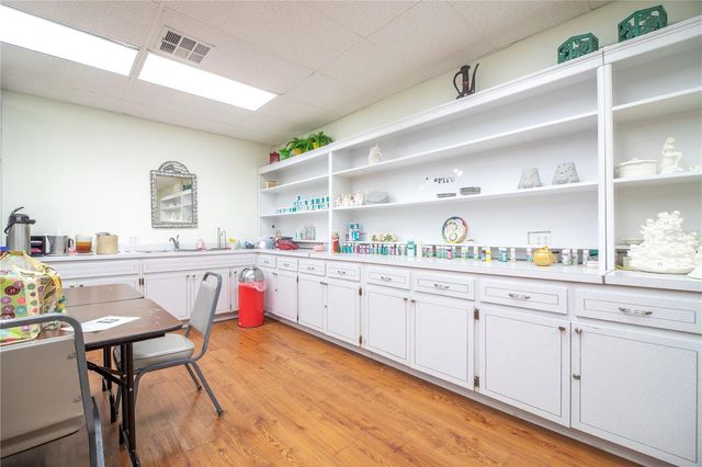 5020 BRITTANY DRIVE S 124, St Petersburg, FL 33715