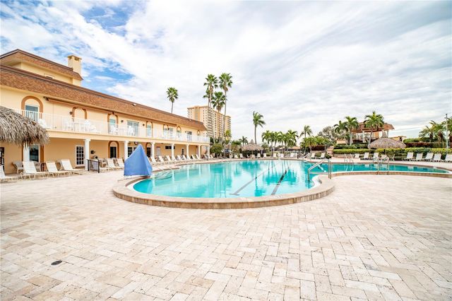 5020 BRITTANY DRIVE S 124, St Petersburg, FL 33715